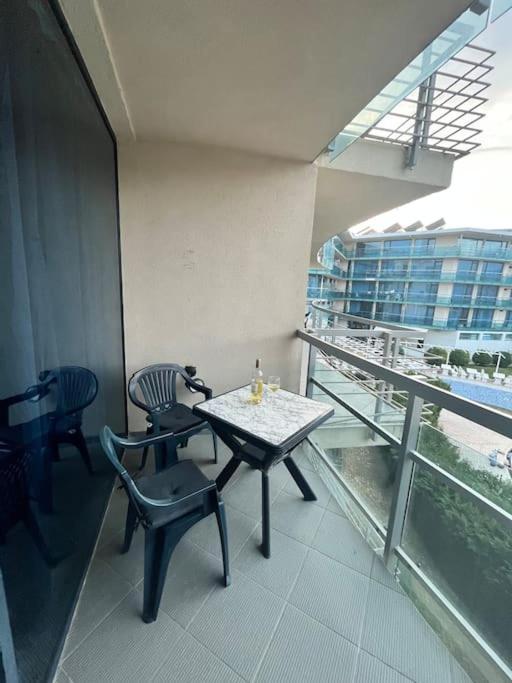 Large Apartment In Sunny Beach Ngoại thất bức ảnh