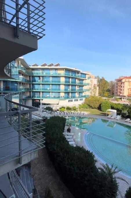 Large Apartment In Sunny Beach Ngoại thất bức ảnh