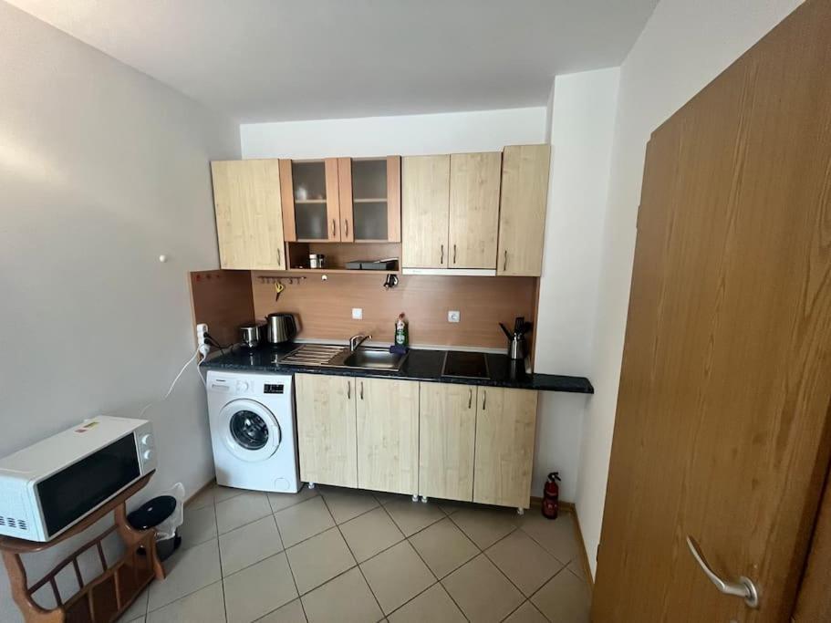 Large Apartment In Sunny Beach Ngoại thất bức ảnh